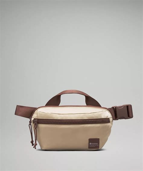 all day essentials belt bag 2.5l